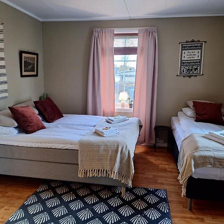 Privat Leilighet Pa Gard Med Badstue Og Nordlys Narvik Exterior photo
